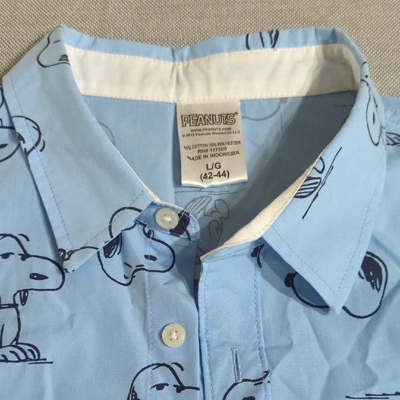 Blue Snoopy Print Button-Up Shirt - Picture 2 of 2